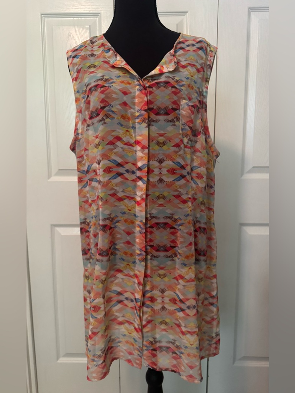 Cabi Sleeveless Multicolor Geometric Print Tunic XL